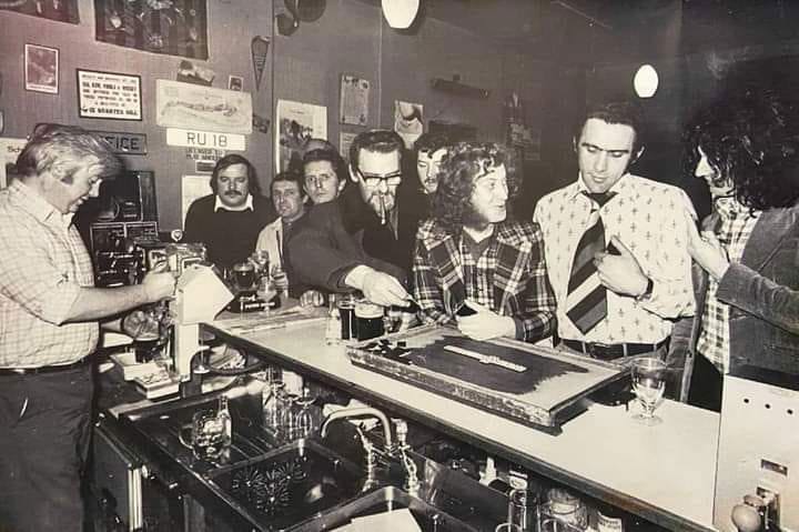 Slade In The Arlington Bar, Woodlands Road, 1970S image