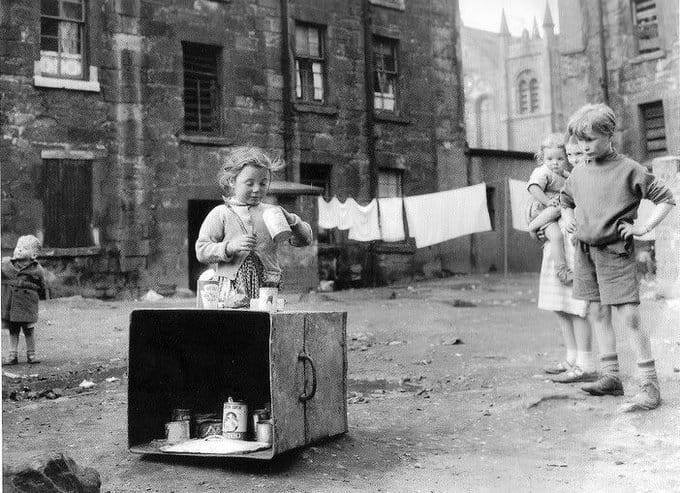 Wee Lassie Playing Shoaps Oot The Back Wae A Midden Bin 1960 image